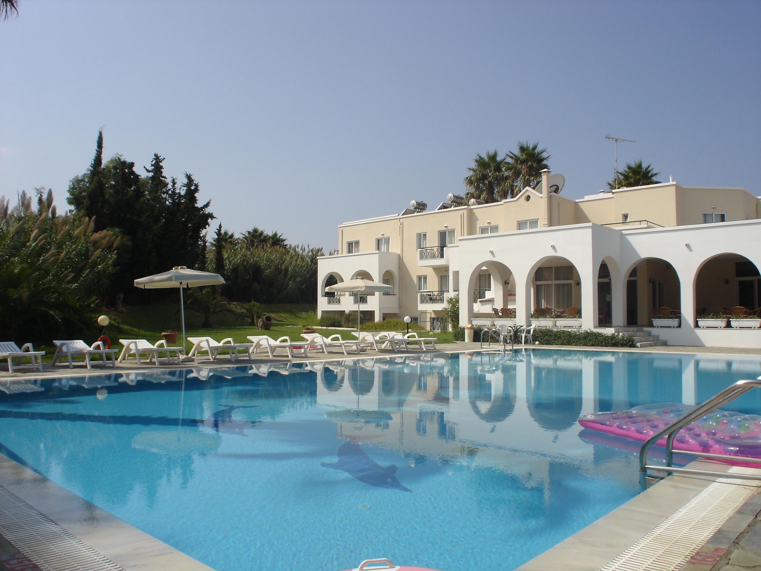 Andromeda Hotel Apartments Psalidi  Bagian luar foto