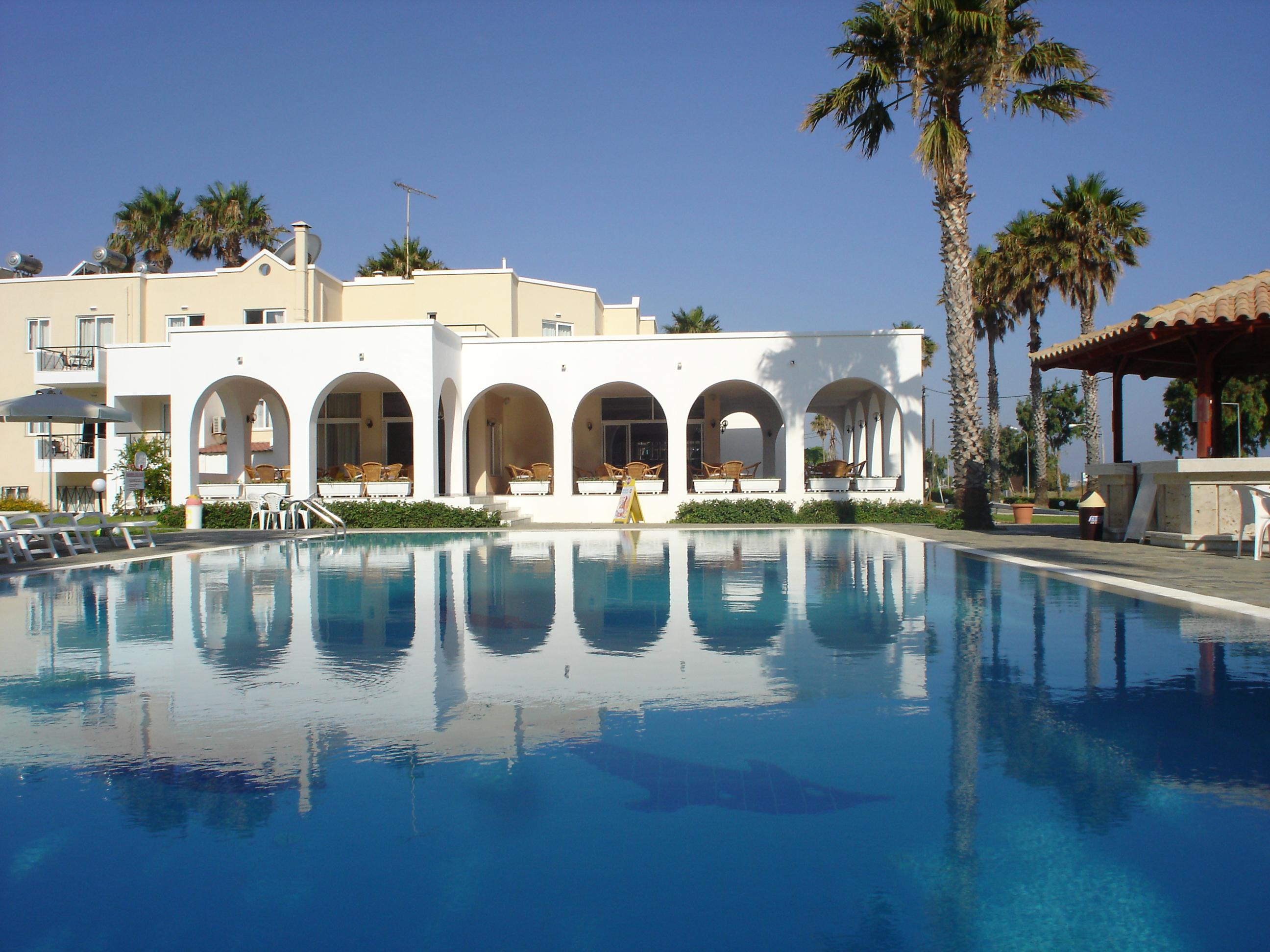 Andromeda Hotel Apartments Psalidi  Bagian luar foto