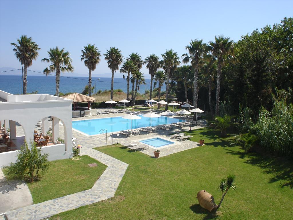 Andromeda Hotel Apartments Psalidi  Bagian luar foto