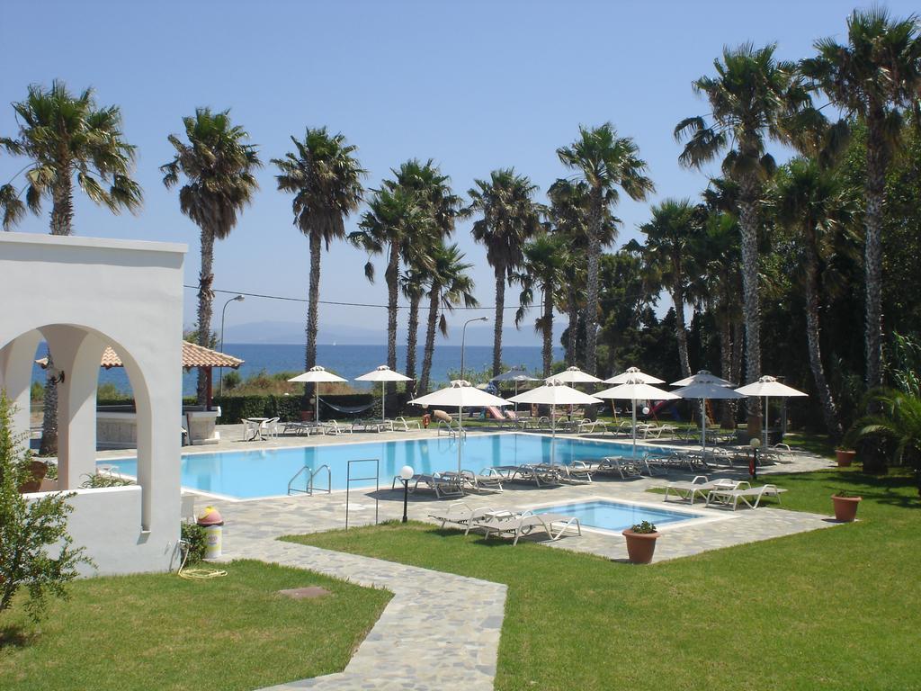Andromeda Hotel Apartments Psalidi  Bagian luar foto