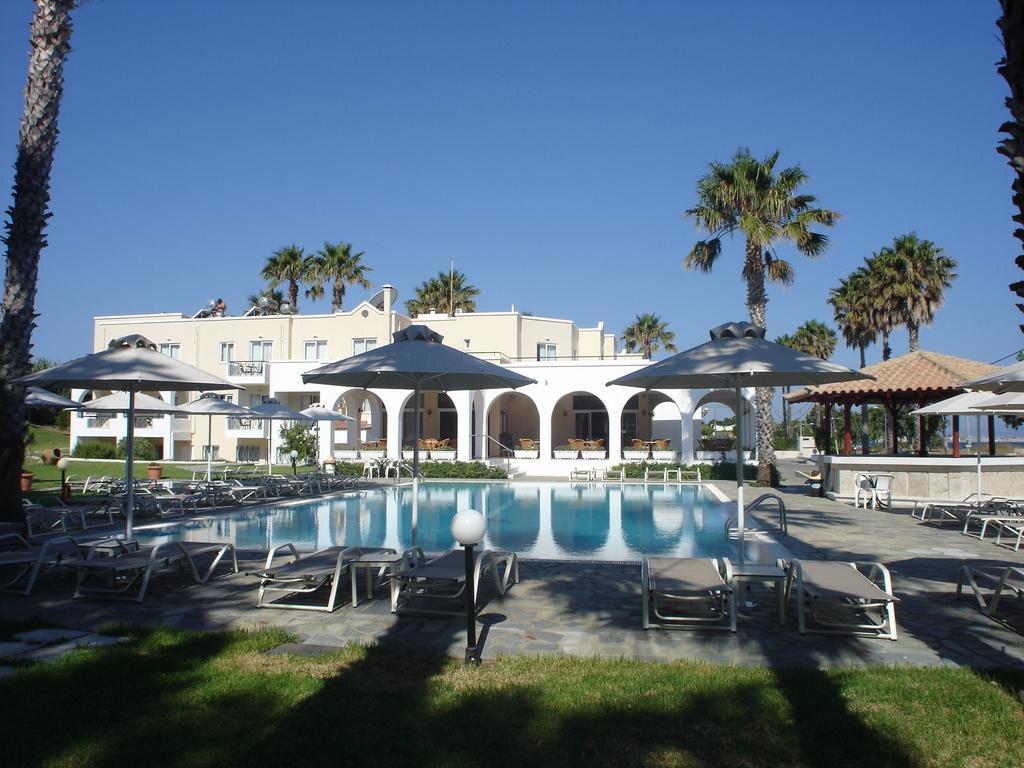 Andromeda Hotel Apartments Psalidi  Bagian luar foto