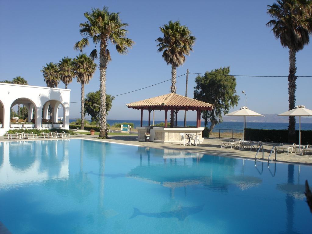 Andromeda Hotel Apartments Psalidi  Bagian luar foto