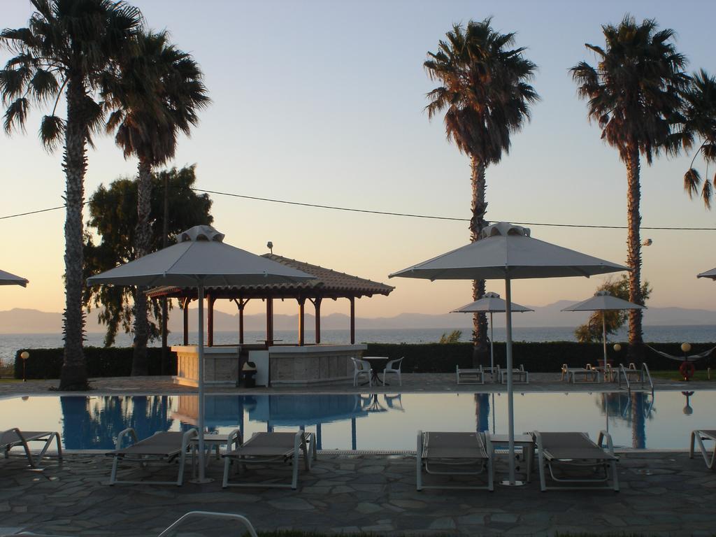 Andromeda Hotel Apartments Psalidi  Bagian luar foto