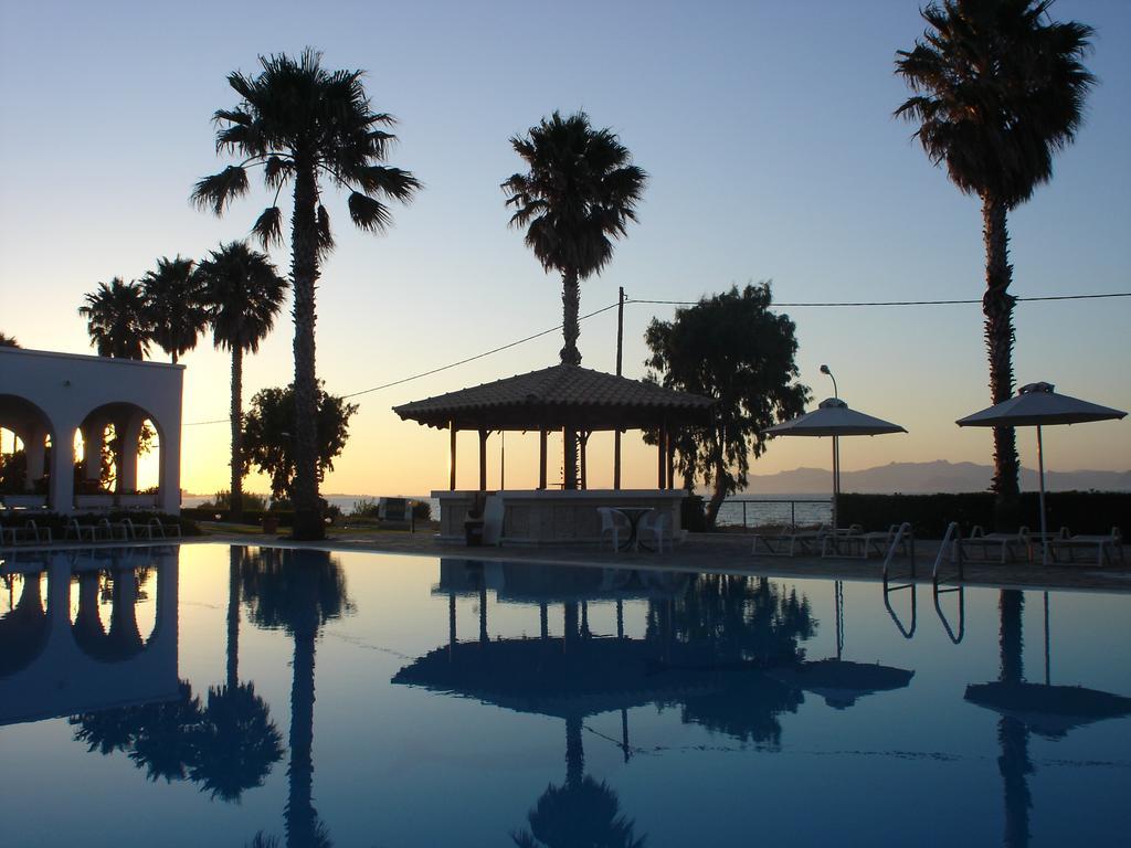 Andromeda Hotel Apartments Psalidi  Bagian luar foto