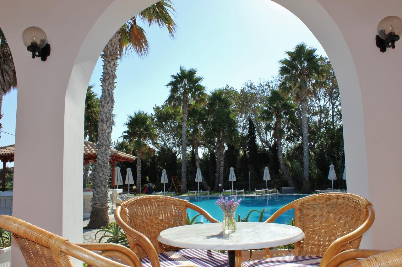 Andromeda Hotel Apartments Psalidi  Bagian luar foto
